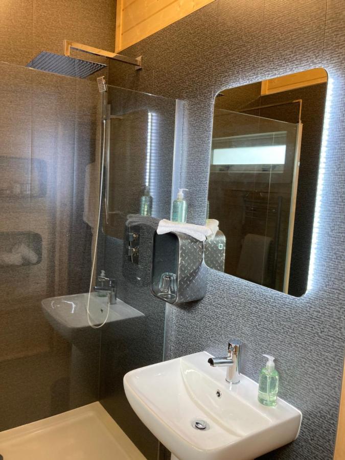 Dunroamin Lodges Drymen Eksteriør bilde