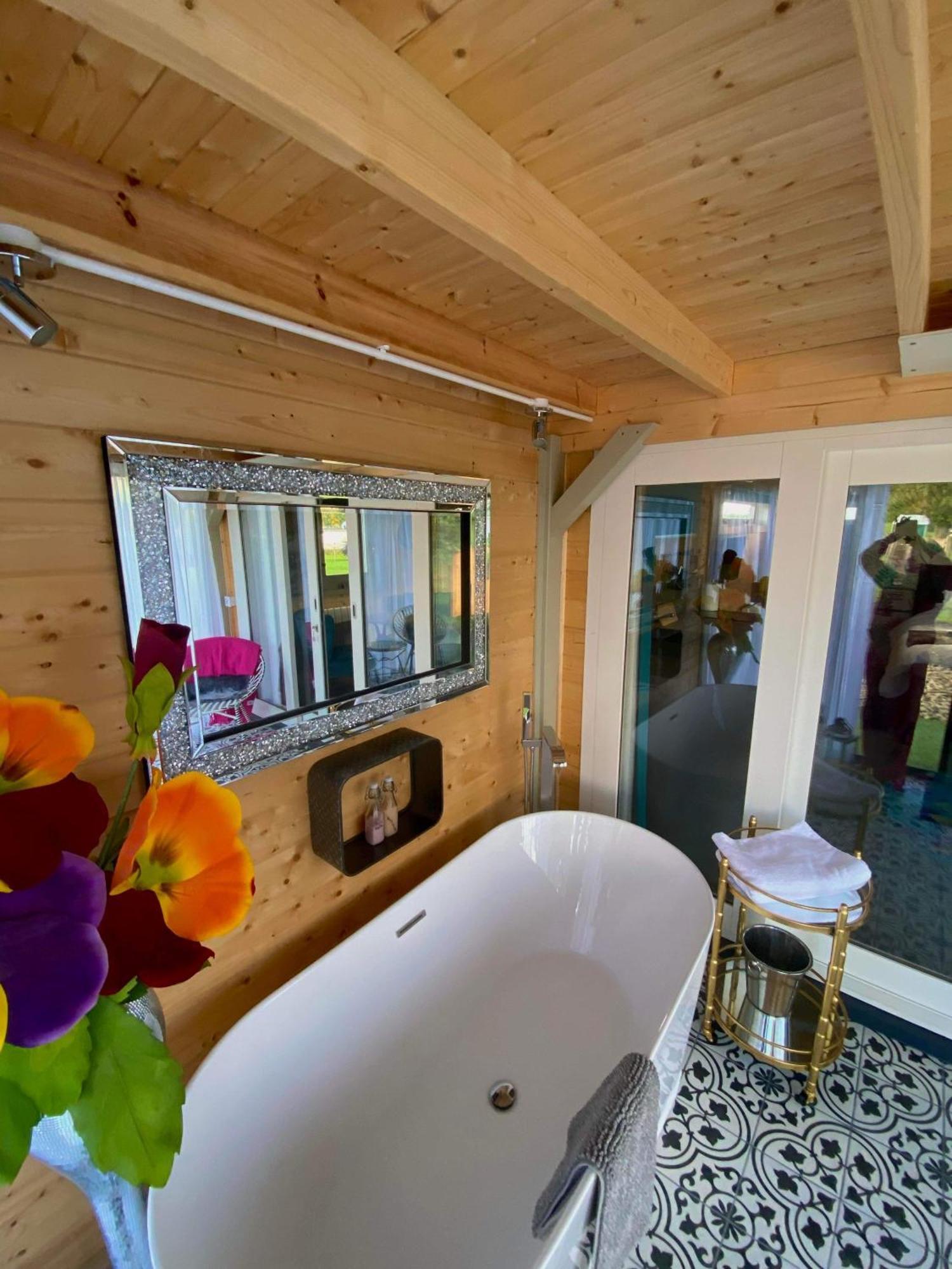 Dunroamin Lodges Drymen Rom bilde